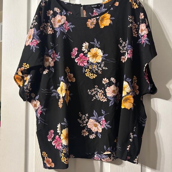 SHEIN Tops - SHEIN Black Floral Short-Sleeve Blouse with Yellow & Pink Flowers